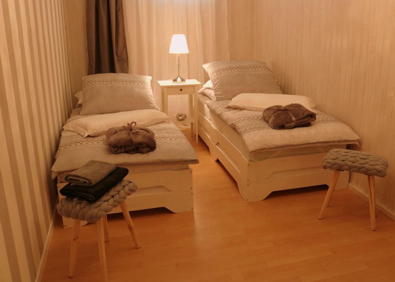 Soutterain - Wohnung Mit Senkgarten Weingarten  Екстер'єр фото