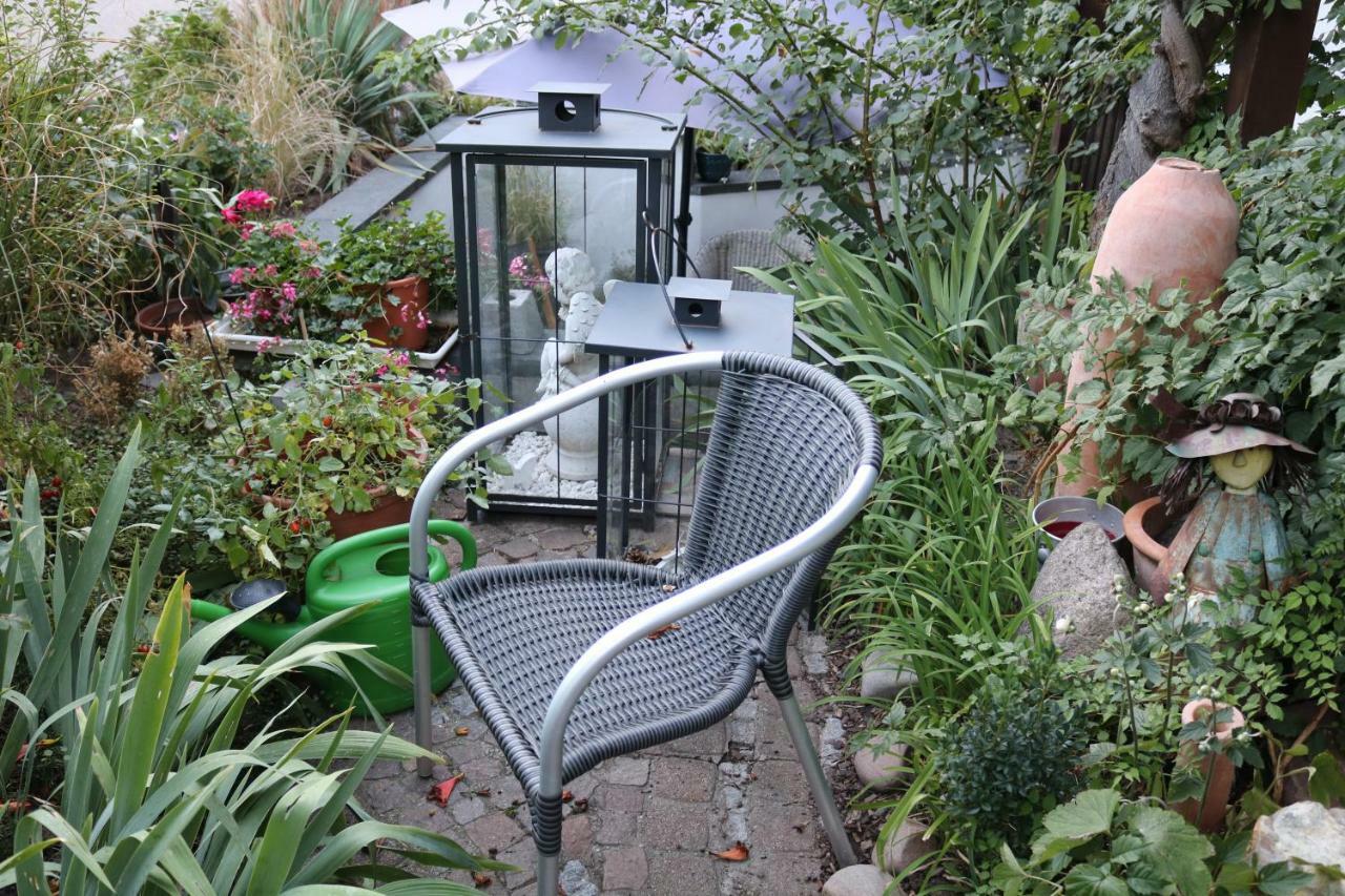 Soutterain - Wohnung Mit Senkgarten Weingarten  Екстер'єр фото